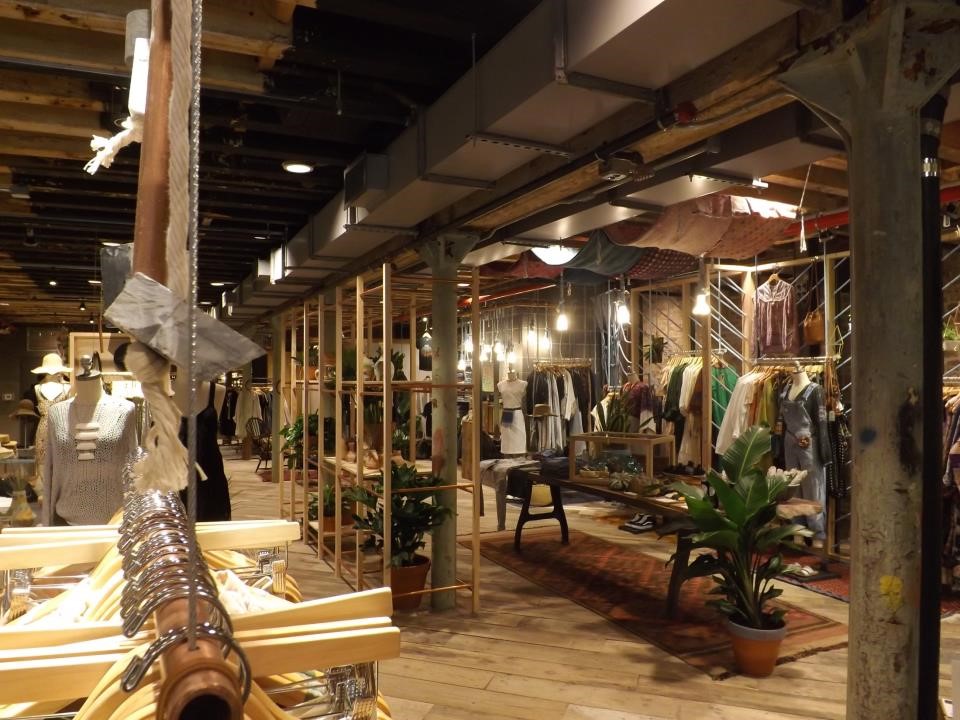 Urban Outfitters Space Ninety 8 - Brooklyn, NY - Blue Rock Construction ...